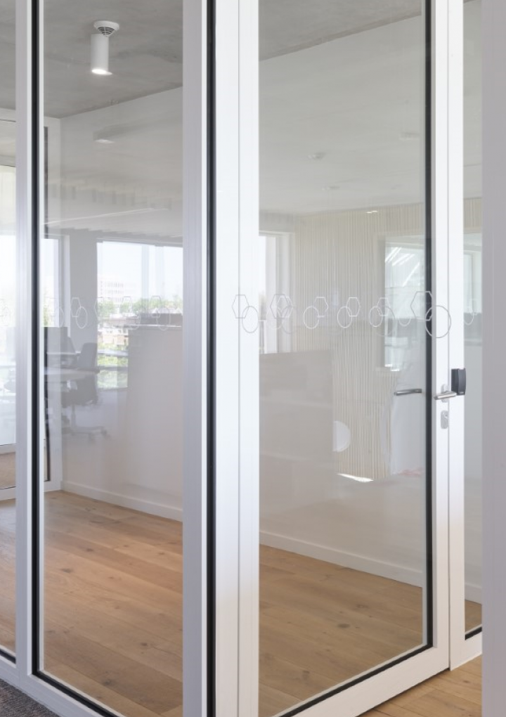 JB FIREGLASS partition with JB FIREGLASS glazed door